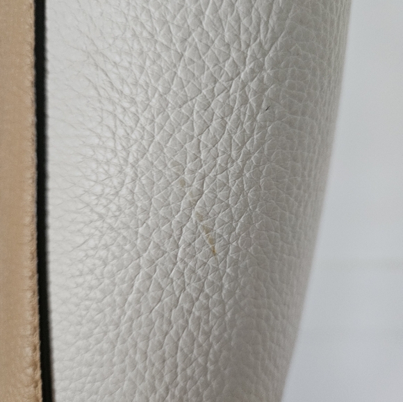 Michael Kors Bag - Picture 2 of 3